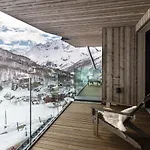 Bergman Mountain Hotel 4*