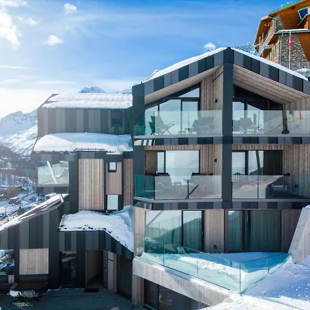 Bergman Mountain بيريوِل تْشيرفينيا