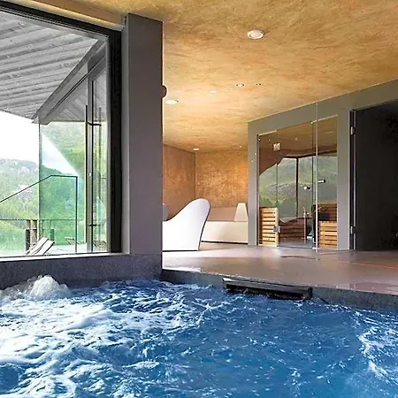 Hotel Bergman Mountain 4*