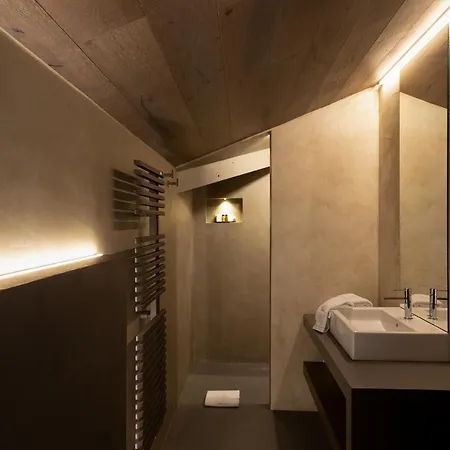 Bergman Mountain بيريوِل تْشيرفينيا