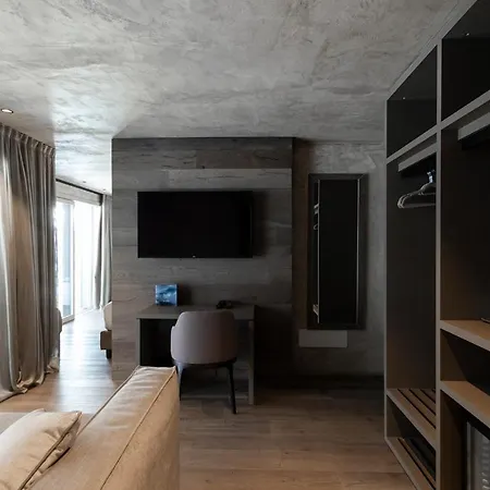 Bergman Mountain فندق