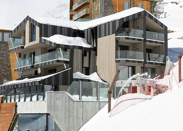 Bergman Mountain Hotel 4*